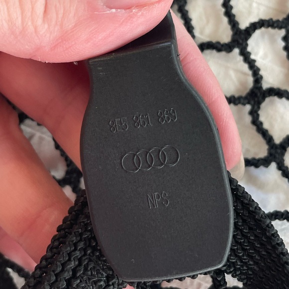 AUDI-Floor Style Trunk Cargo Net - Picture 4 of 4